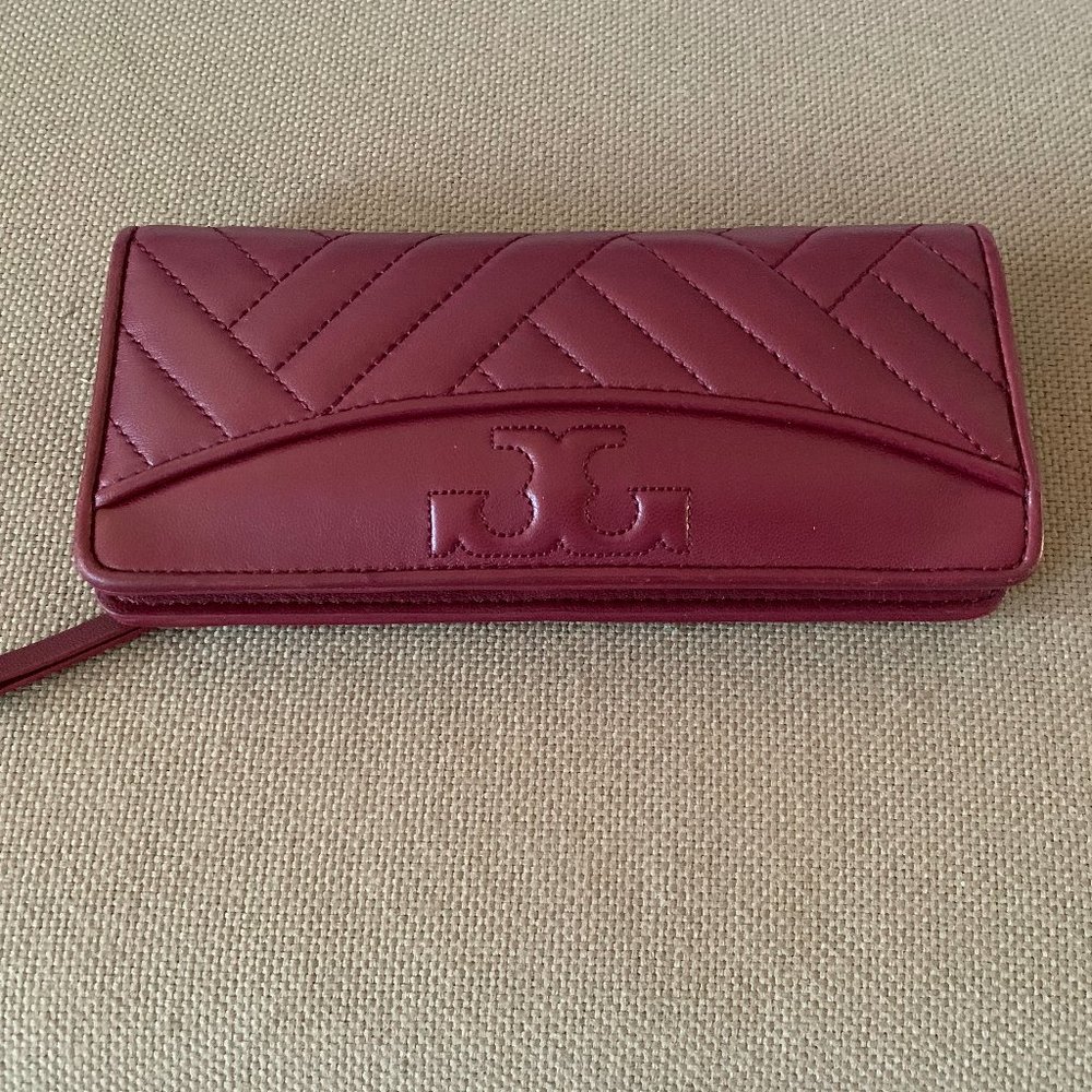 Tory burch used wallet
